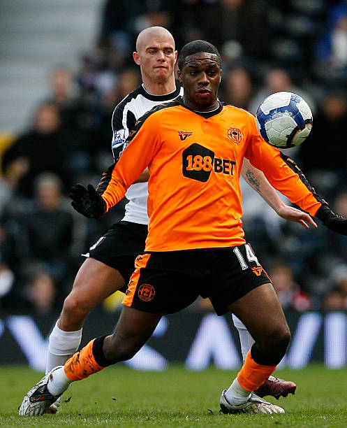 随着亚洲足 随着亚洲足