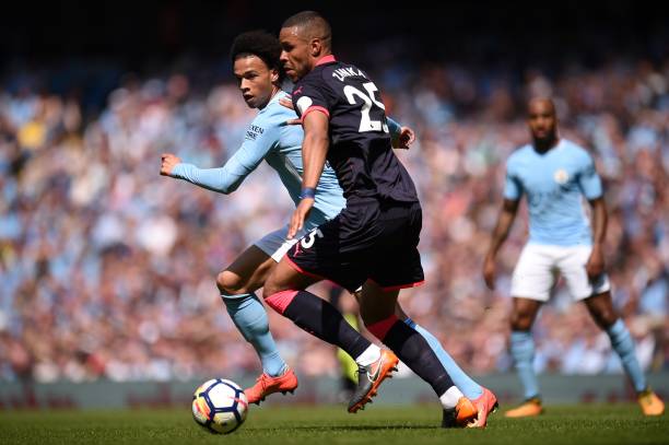 与球迷一起 与球迷一起