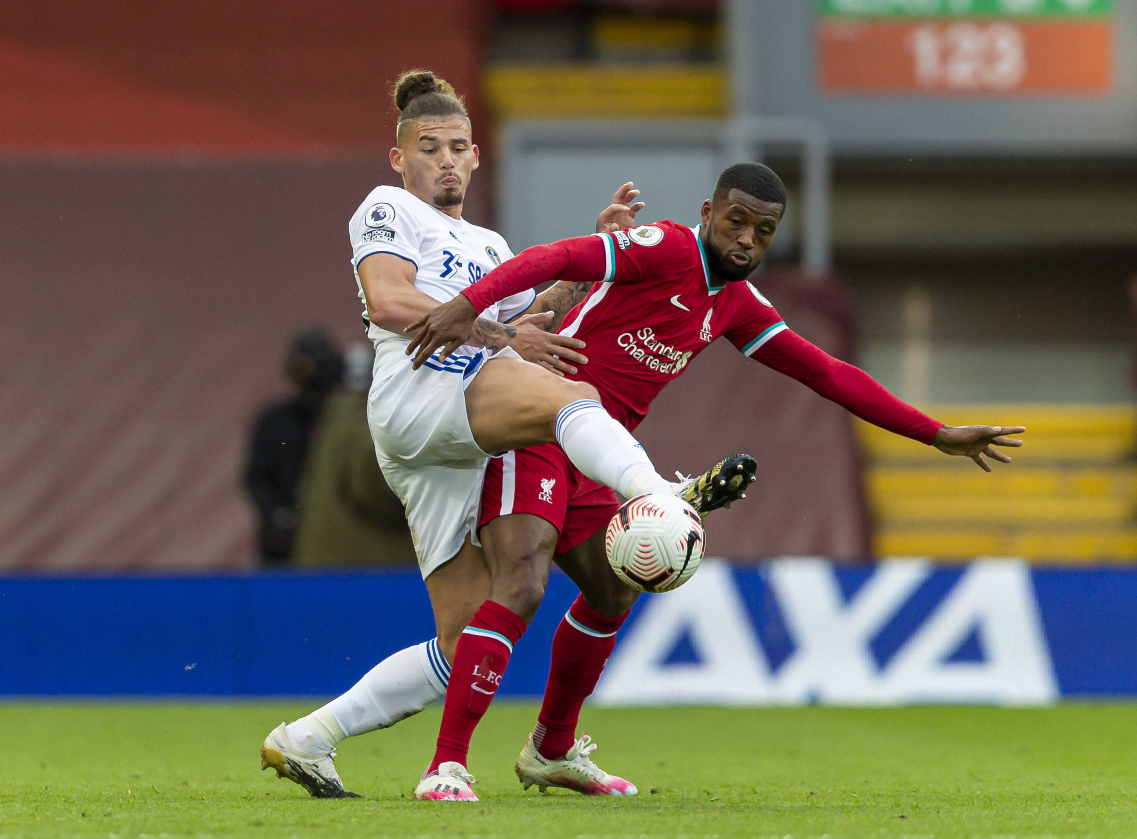 界的广泛讨 界的广泛讨