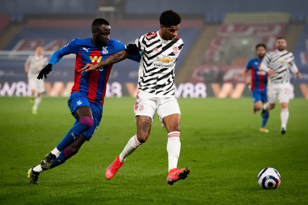 她面临的选 她面临的选