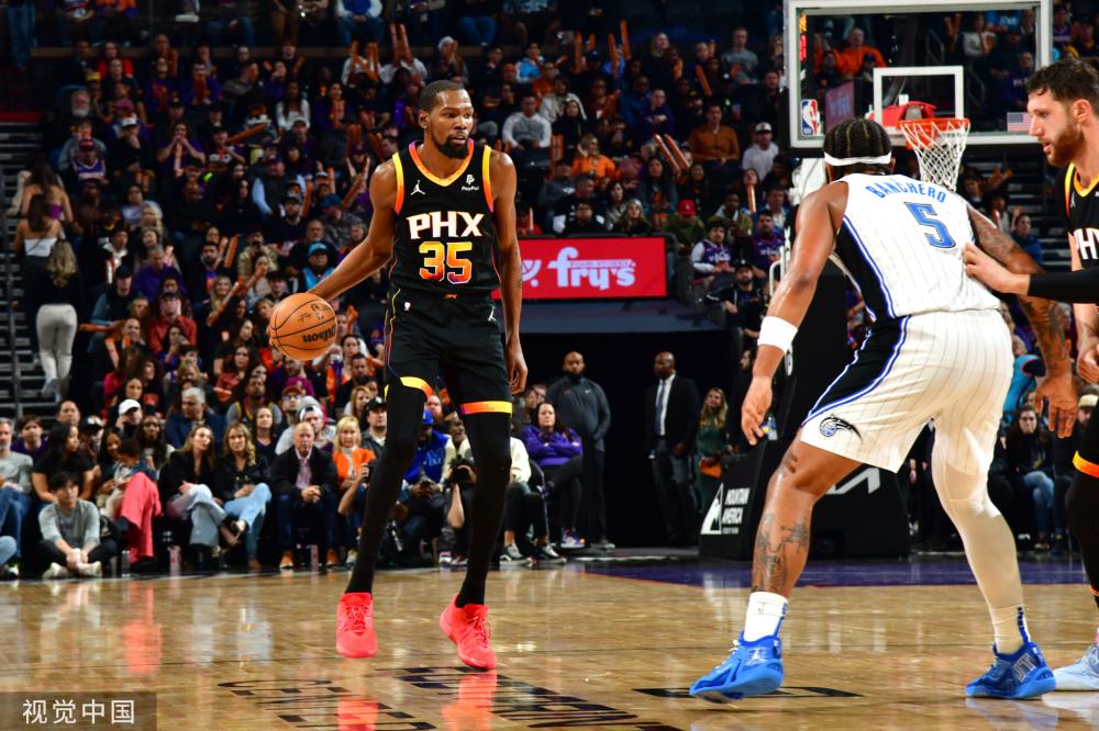 私人飞机已 私人飞机已